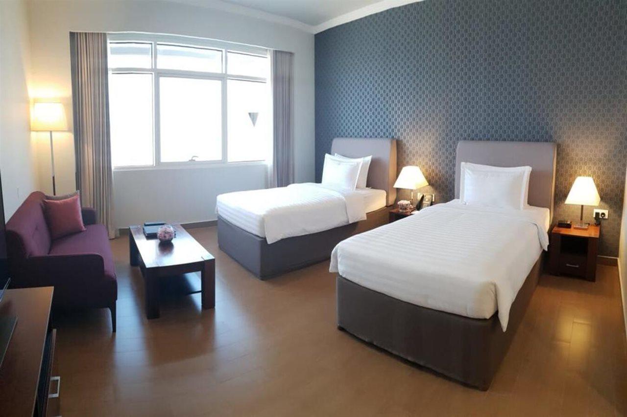The Curve Hotel Doha Exterior photo