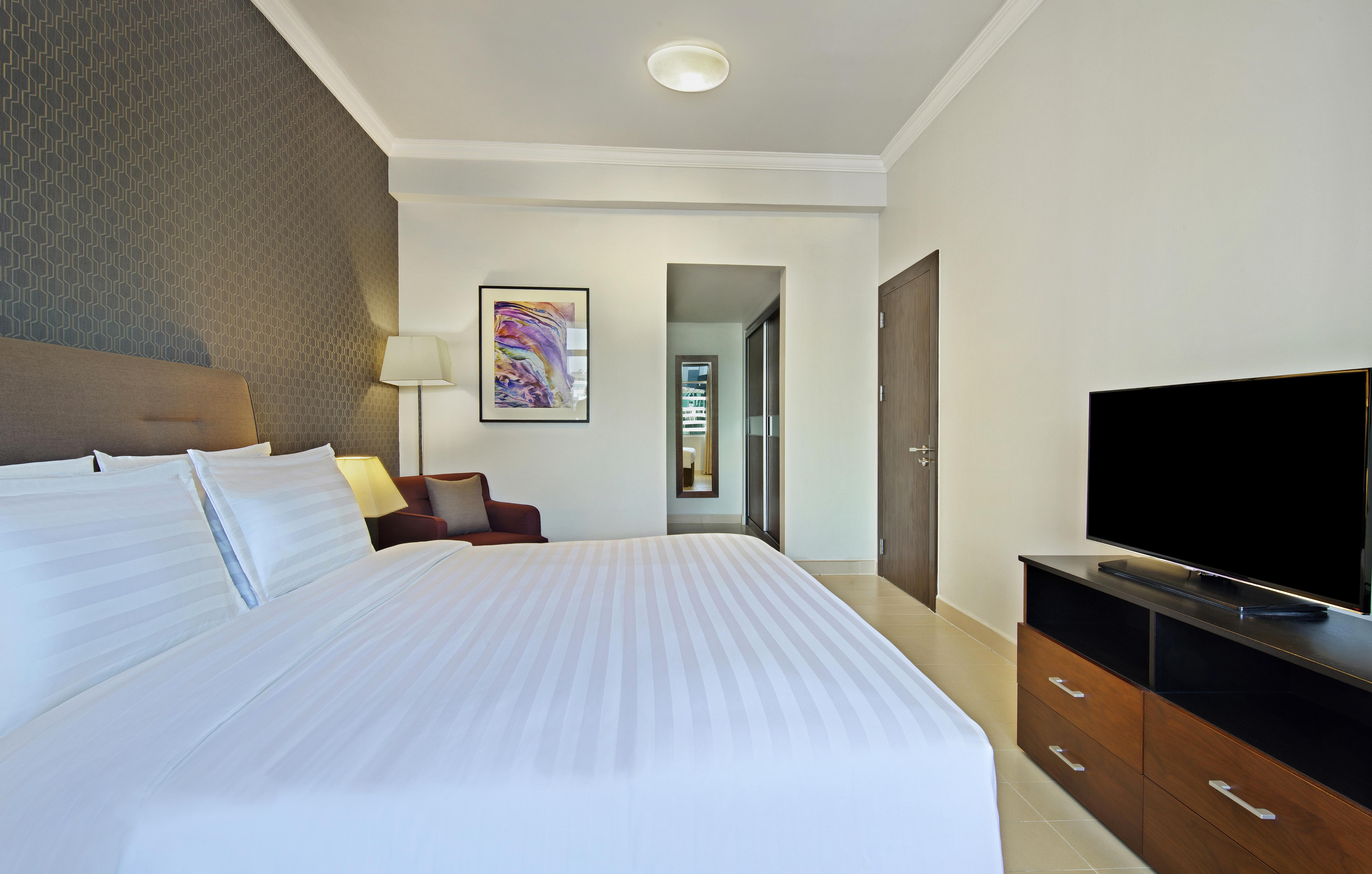 The Curve Hotel Doha Exterior photo