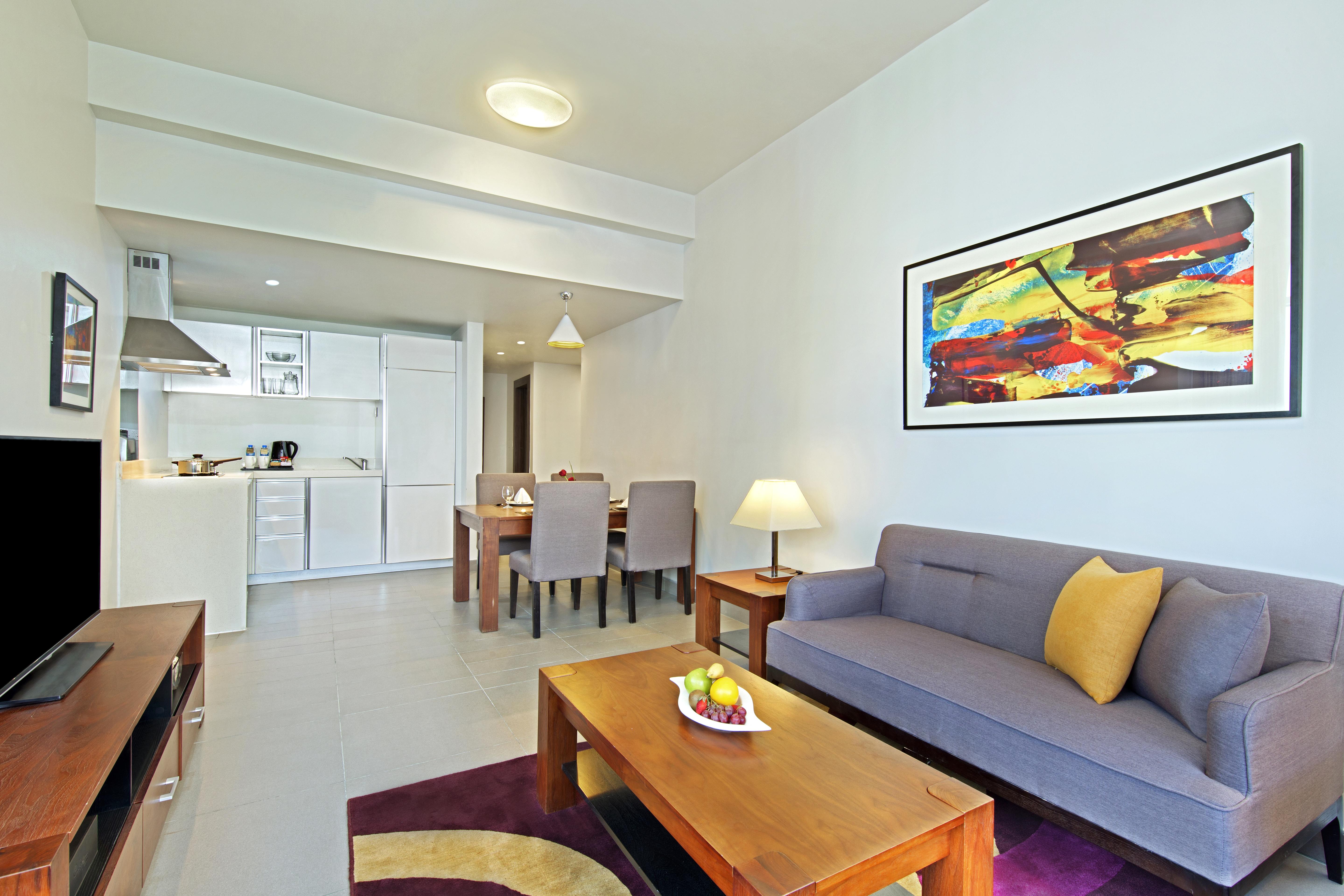 The Curve Hotel Doha Exterior photo
